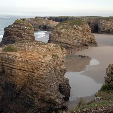 Enribadeo Superalojamiento En Playa Catedrales Ribadeo